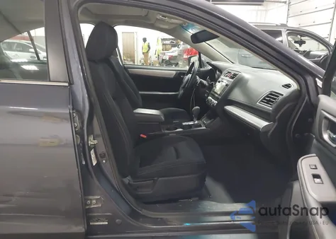 2015 Subaru Legacy 2.5I Premium из США, поврежденный, VIN 4S3BNBD62F3043556